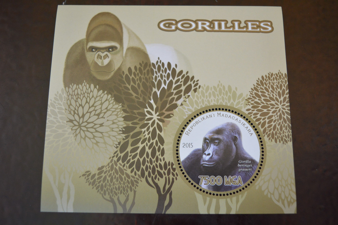 Мадагаскар. Марки. Фауна. Блок. 2015 рік (А-22)