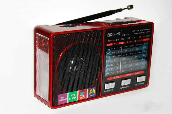Радіоприймач всехвильовий Портативний радіоприймач з ліхтариком Радіоприймачі з роз'ємом USB FM Golon
