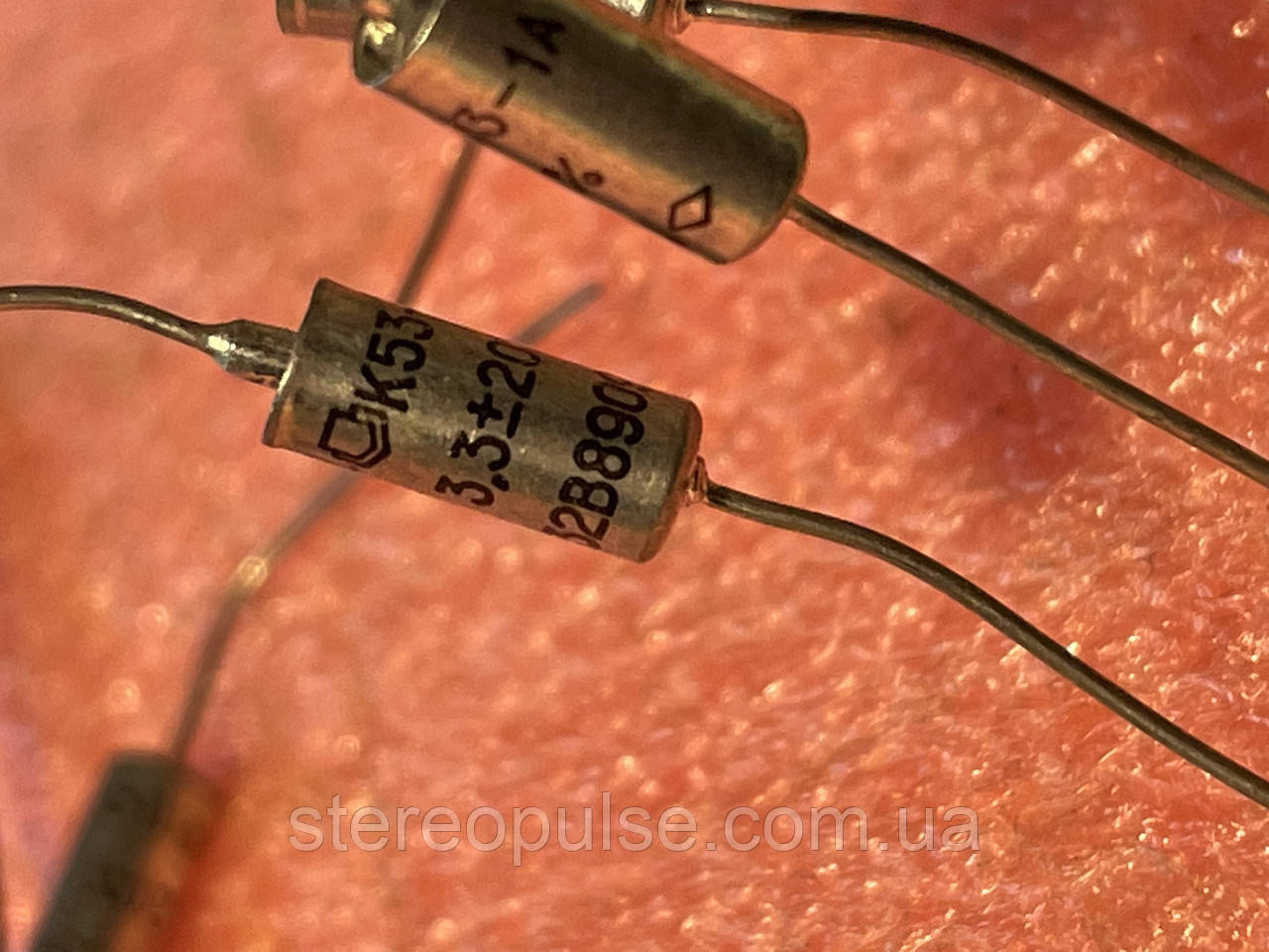 Конденсатор  К53 - 1А  3.3мкФ - 32В    20%