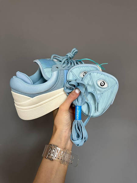 Adidas azul celeste online