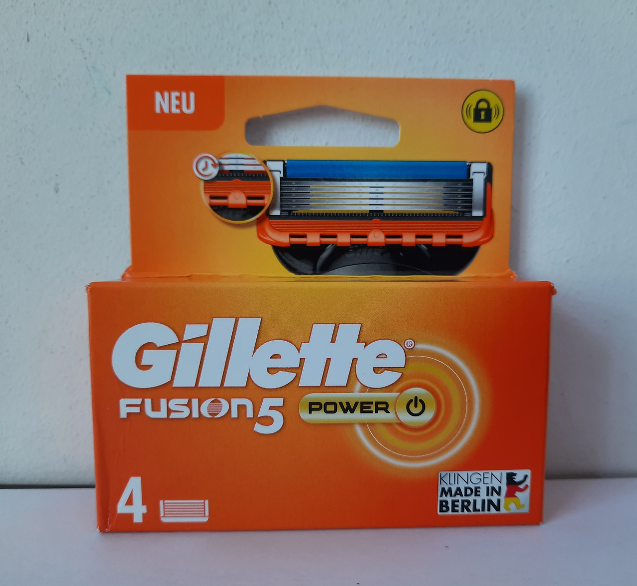 Касети для бритя чоловічі Gillette Fusion 5 Power 4 шт. ( Жиллет Фюжин 5 оригінал )