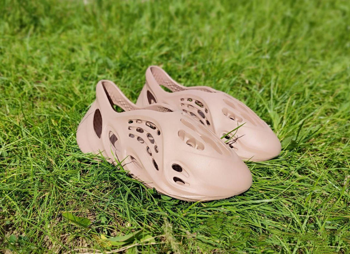 Кросівки Yeezy Foam Runner KHAKI жіночі унісекс, фото 1
