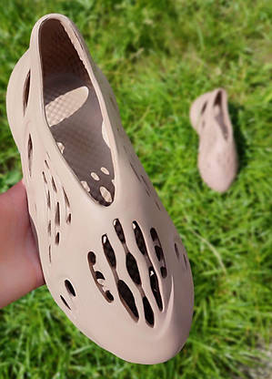 Navigator Yeezy Foam Runner KHAKI кросівки хакі унісекс, фото 4