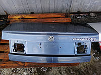 Крышка багажника Volkswagen Passat B4