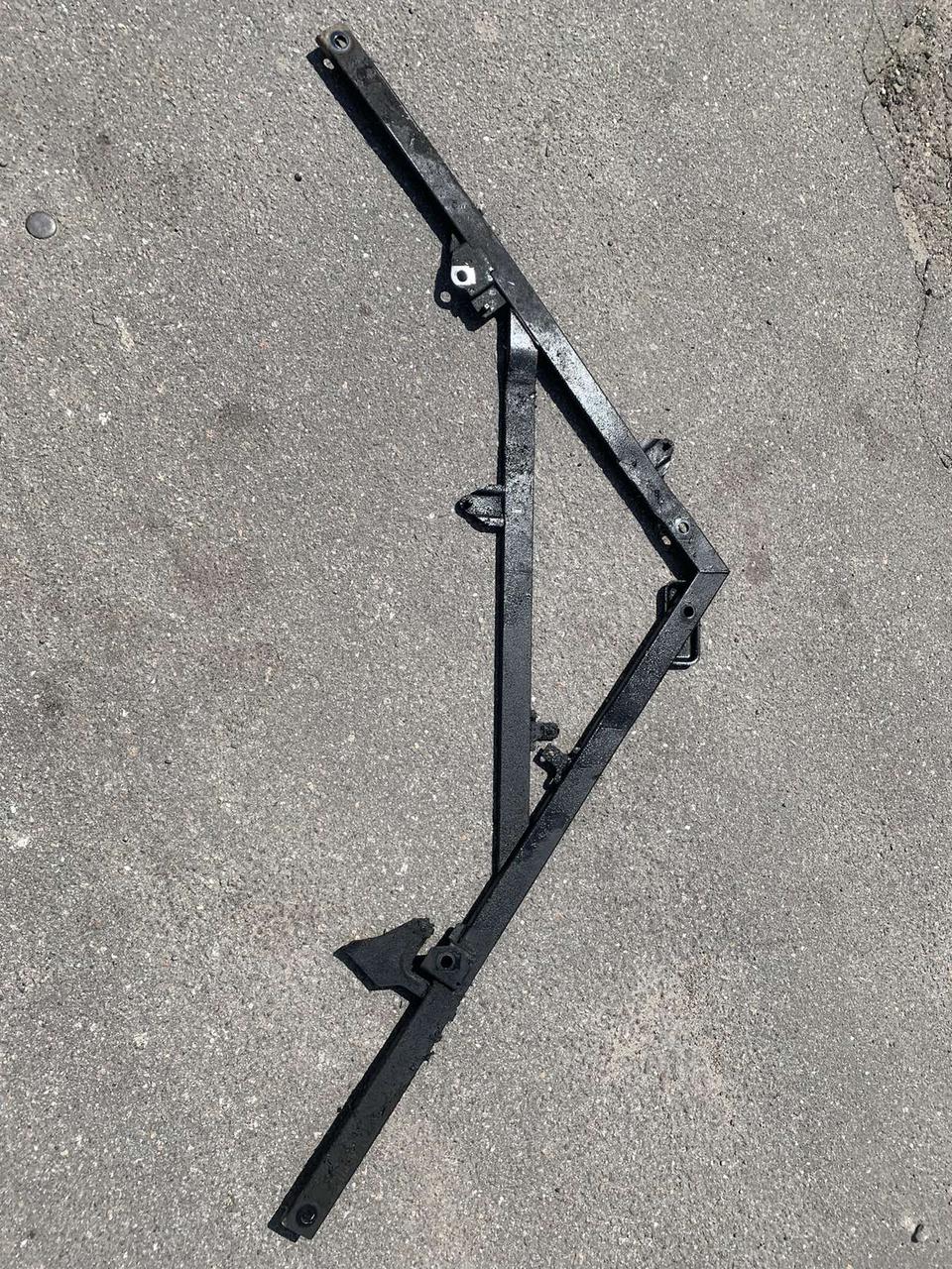 Б/В Розпорка підрамника BMW X1 E84 31116850136, фото 1