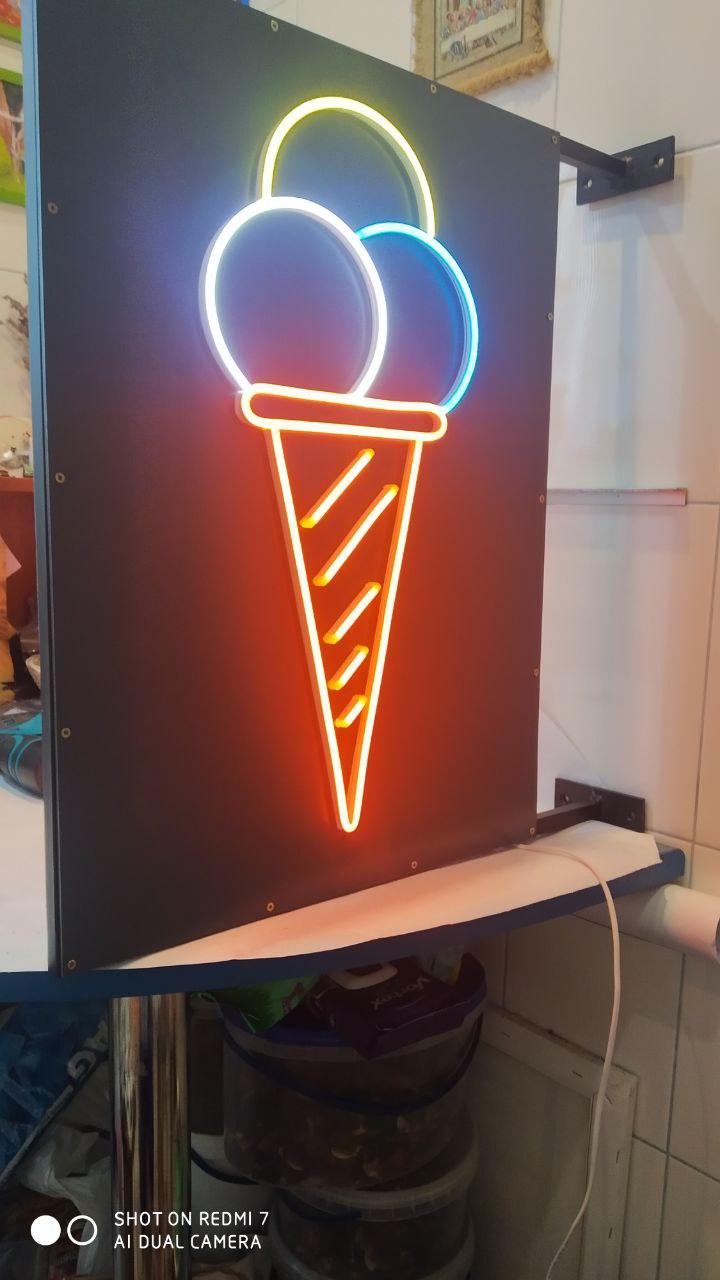 Двосторонній торцевий світлодинамічний лайтбокс неонова вивіска Морозиво розміром 65х60см