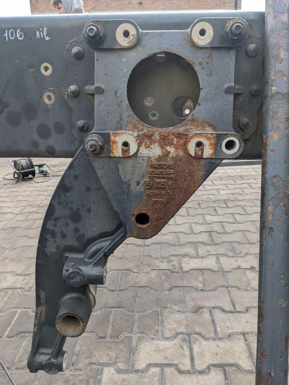 Кронштейн стабілізатора додаткової осі 6х2 L б/в DAF XF 106 (1627015) оригінал