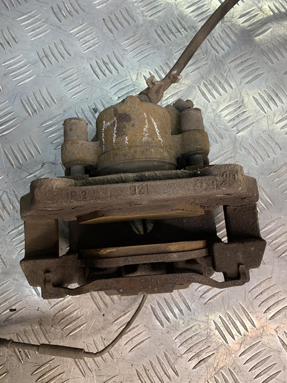 Б/В Суппорт передній лівий BMW X1 E84 34116778145, фото 1