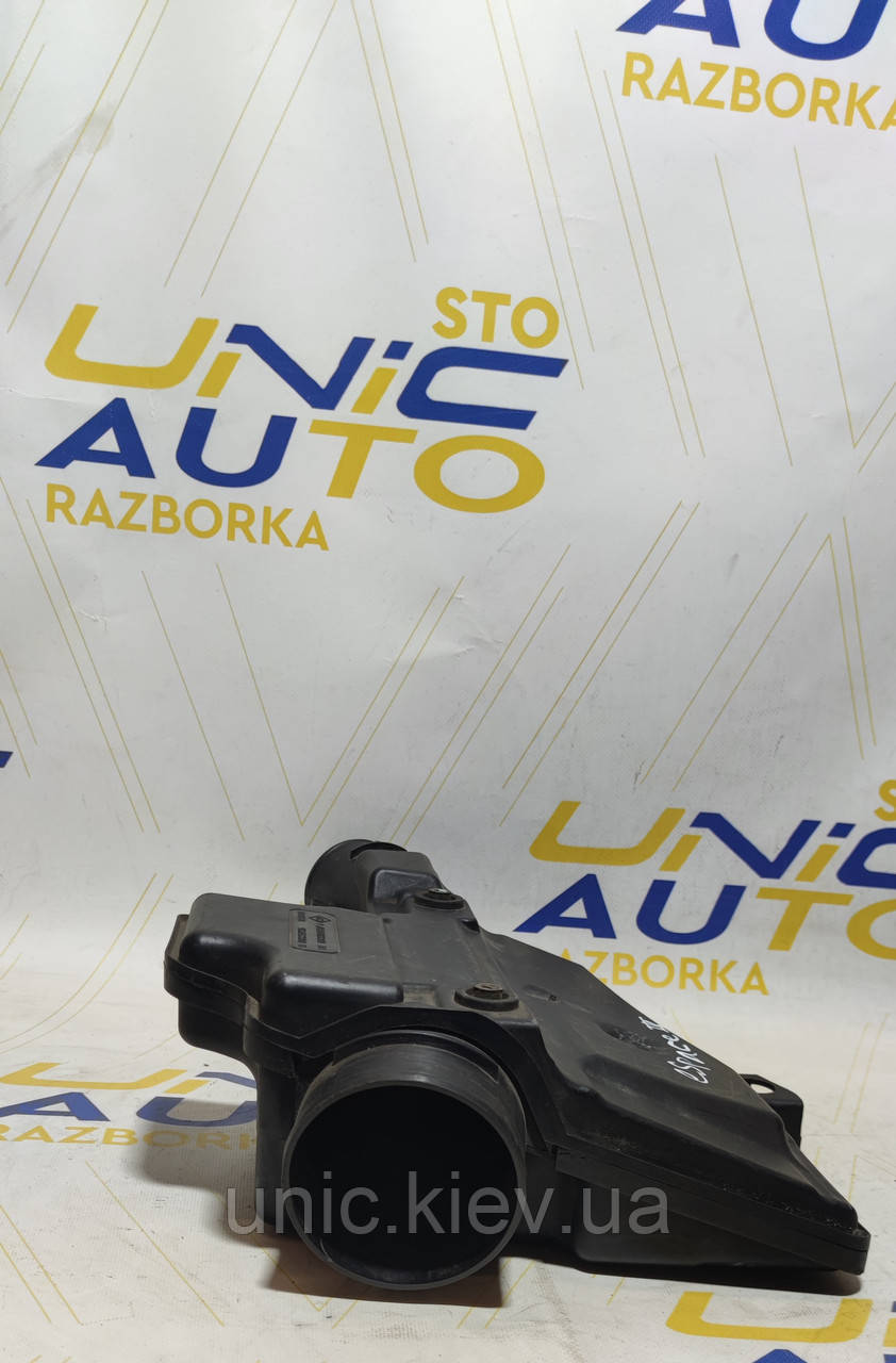 Корпус повітряного фільтра Еспейс 4 8200181435 / 8200258980