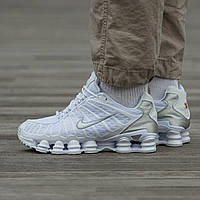 Белая мужская обувь Nike Shox LT All White. Светлые кроссы для мужчин Найк Шокс.