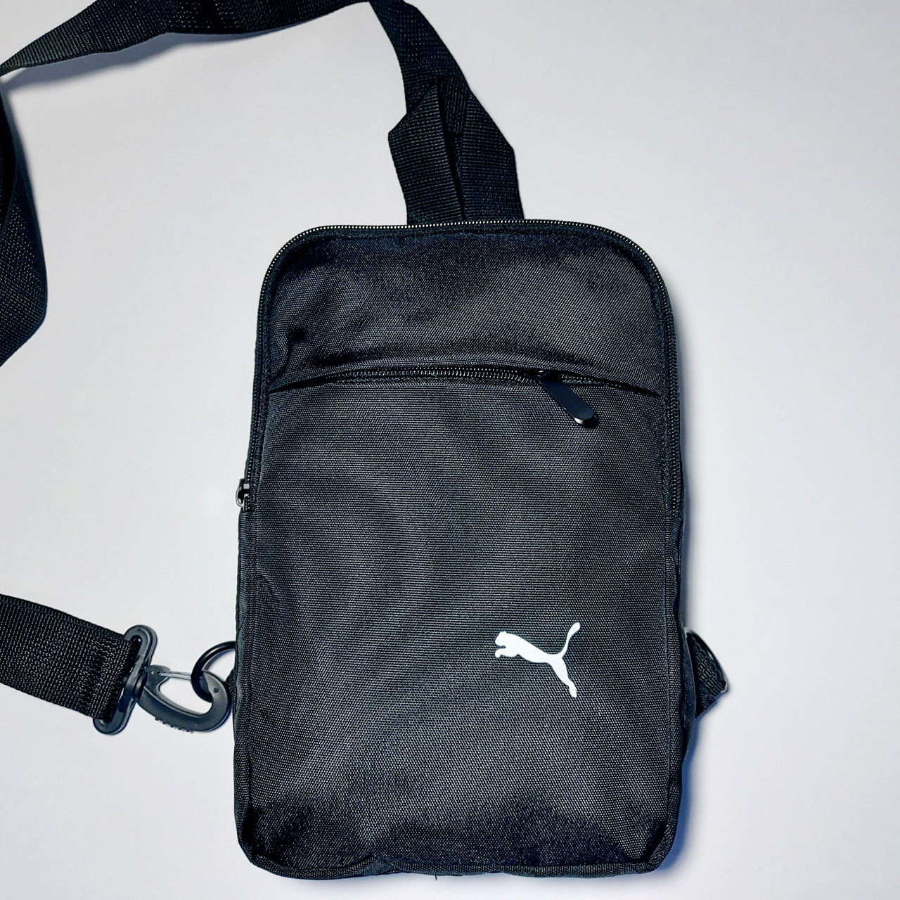 Сумка-слінг через плече чорна спортивна з відділеннями, фото 1