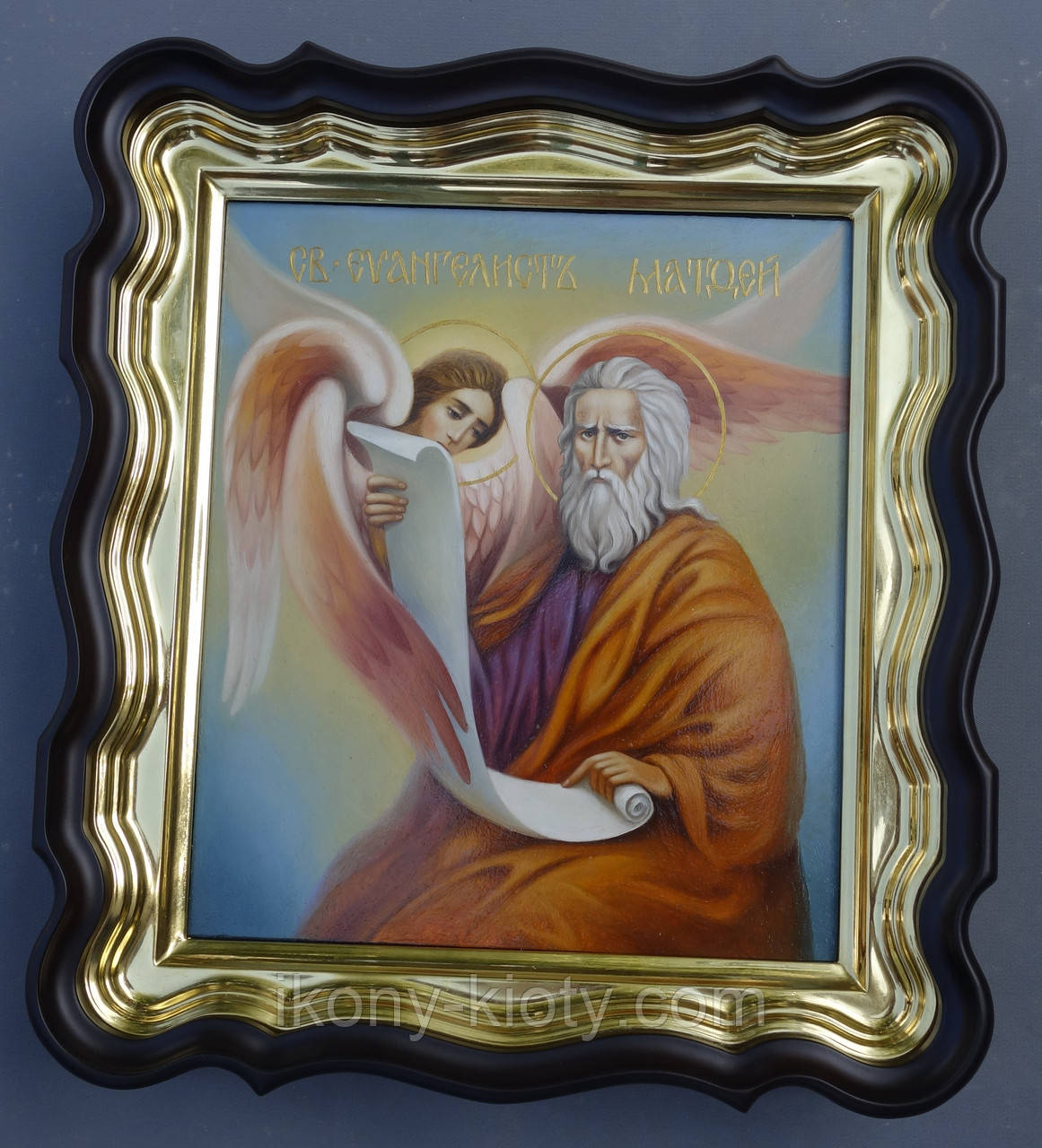 Фігурний кіот для ікони з внутрішньої позолоченій рамкою., фото 1