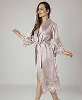 Роскошный женский шелковый халат цвет пудра с кружевной отделкой L/XL