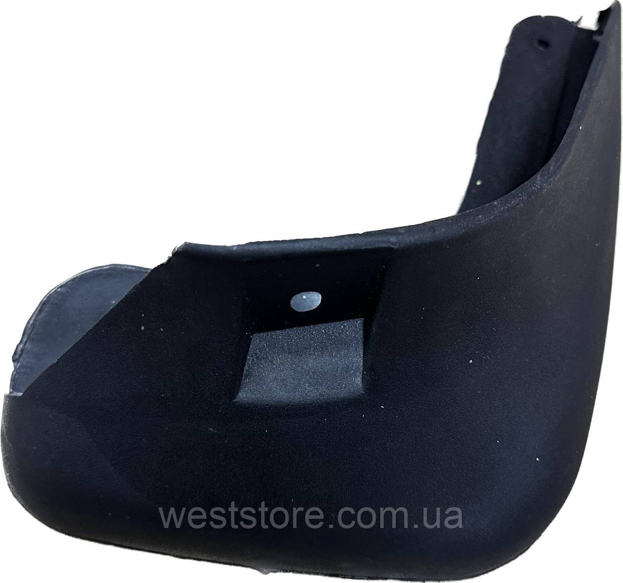 Бризговик Шевроле Лачетті Lacetti задній Правий (сида) 96545640