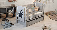 Кроватка детская деревянная Звездочка 120х60 с ящиком серая