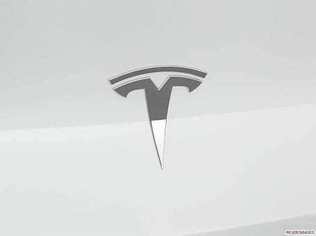 Емблема T на кришку заднього багажника Tesla Model Y (1507320-00-C/1607786-00-A), фото 3