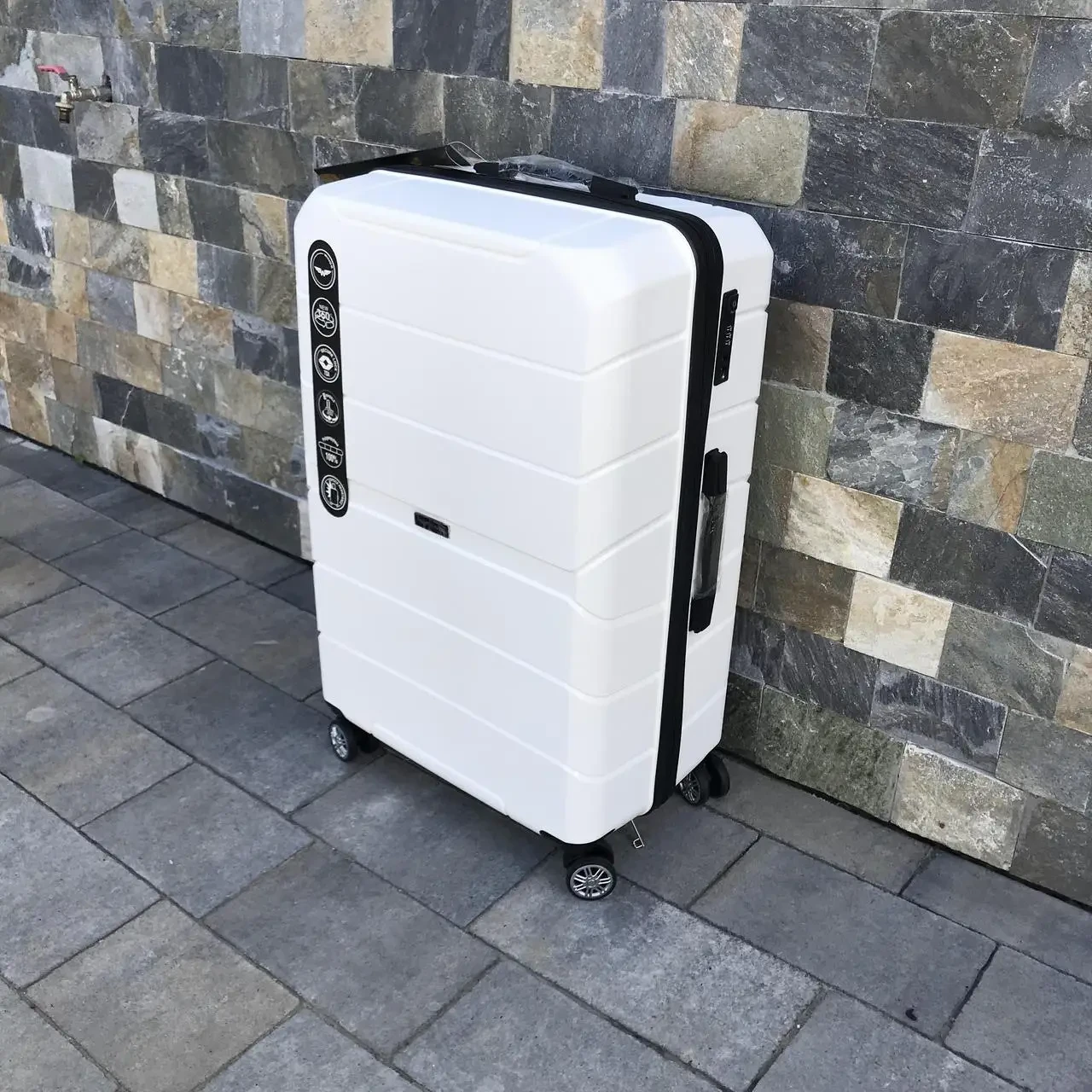 Дорожня валіза Wings PP05 з поліпропілену на 4 колесах, велика біла, фото 1