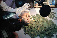 В Іспанії знайшли близько 600 кілограмів римських монет