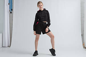 Топ і шорти для дівчинки з червоною підкладкою