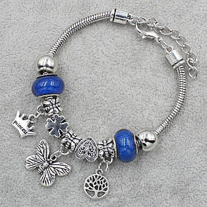 Pandora браслет серебристого цвета бабочка с синими шармами 9 штук длина браслета 22 см ширина 3 мм