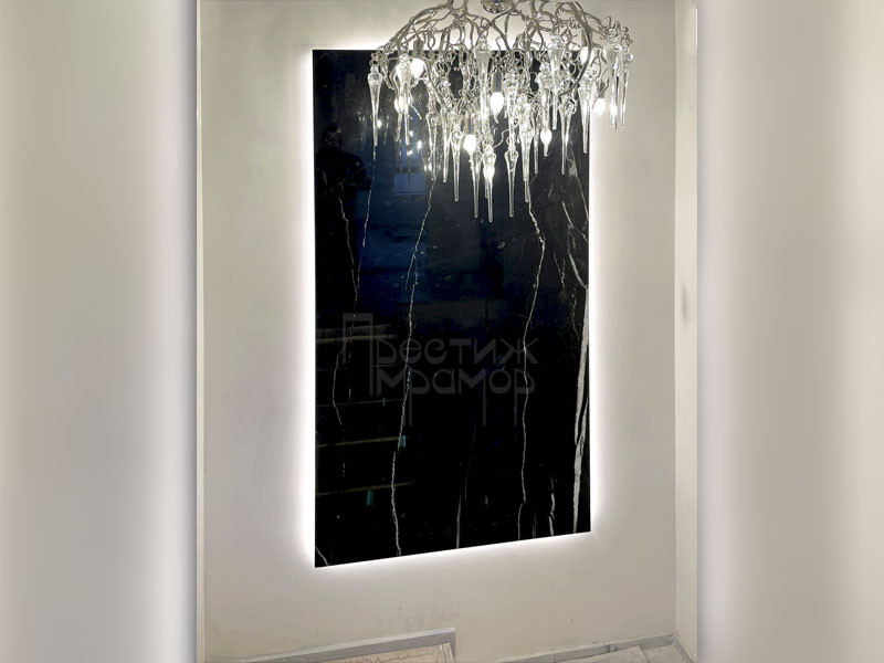 Панно з мрамору Nero Marquino з підсвіткою на стіні, фото 1