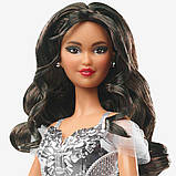 Лялька Барбі колекційна Святкова Barbie Signature Holiday 2021 Doll, Brunette Hair GXL23, фото 6