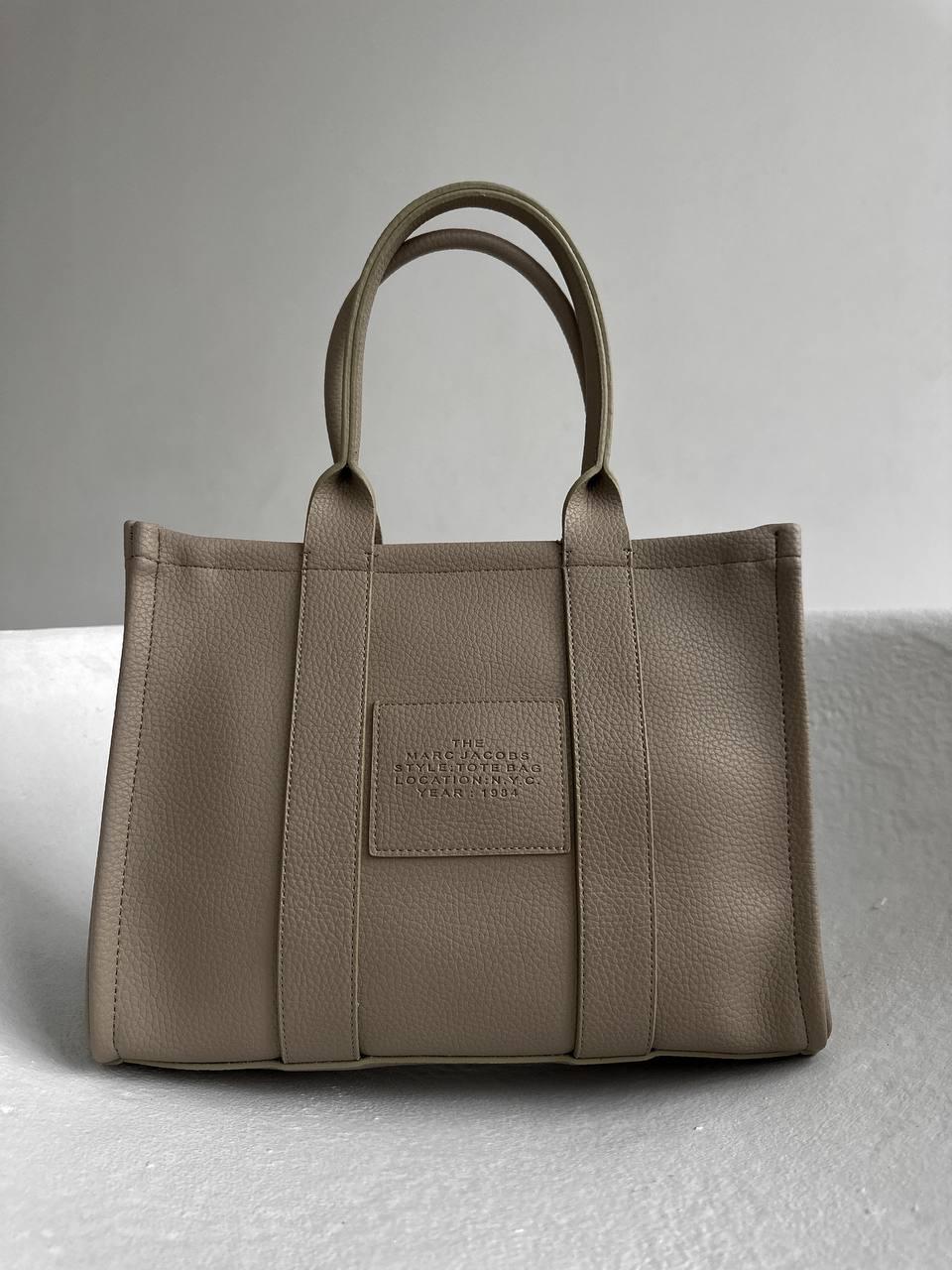 Жіноча сумка шопер подарункова Marc Jacobs Tote Bag MINI Dark Beige (бежева) BONO56366 стильна Марк Якобс топ, фото 1