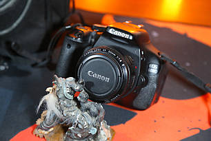 Професійний фотоапарат Canon EOS 600D + Canon EF 50 mm f 1.8 II Дзеркалка. Комплект. Б\У