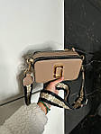Жіноча подарункова сумка клатч Marc Jacobs Beige Logo (бежева) Gi8140 модна гарна для стильної дівчини топ, фото 5