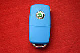 Ключ Skoda викидний корпус блакитний 3 кнопки Вологонепроникний, фото 5