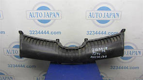 Кронштейн решітки радіатора MAZDA