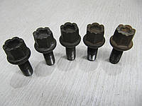 Колісний болт на 17 довжина 4.5 см Гольф 2 Джетта 2 VW Golf 2 Jetta 2 Passat B2 B3 Opel Kadett Оригінал