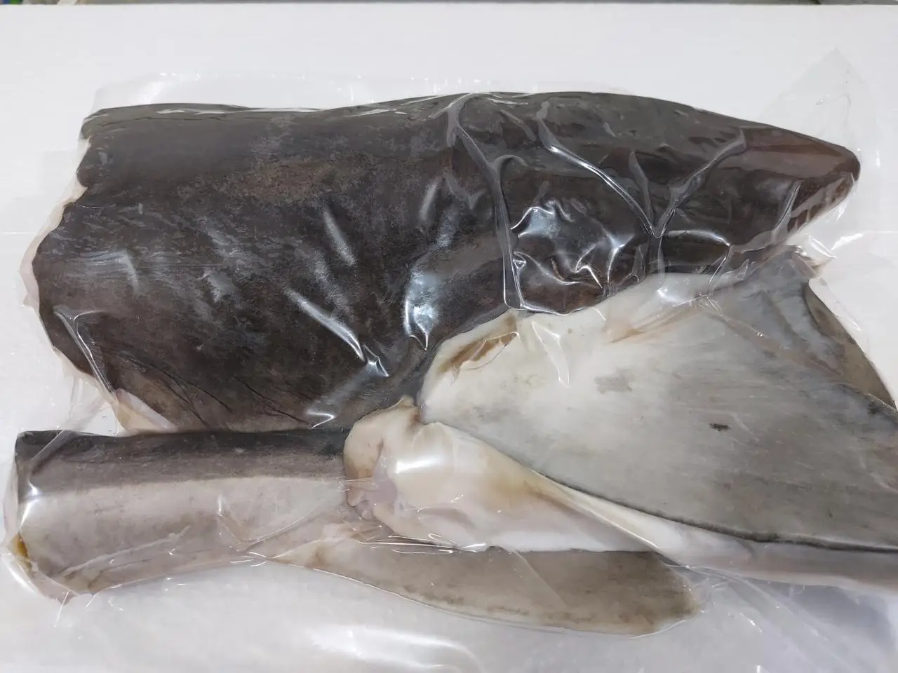 Суповий набір з катрана (голова, хвіст, плавники), фото 1