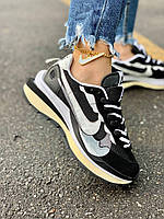 Мужские кроссовки Nike VaporWaffle x Sacai Black White