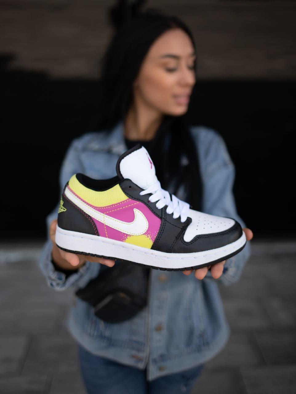Air jordan retro 1 multicolor 2025