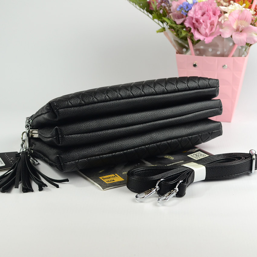 Черная женская сумка клатч на три отделения на защелке "Поцелуйчик", Маленькая модная сумочка кросс боди - фото 4 - id-p1881941949