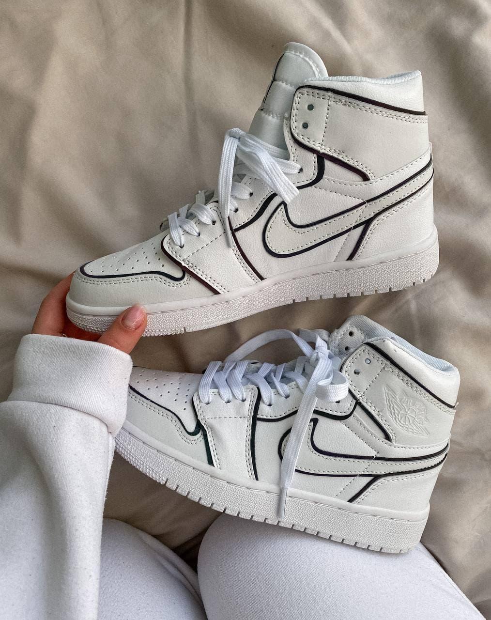 Nike Air Jordan 1 Retro Mid White Reflective ID