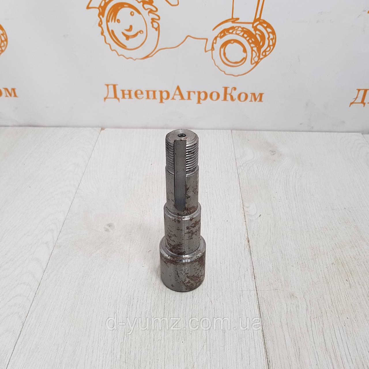 Вісь ЮМЗ шестерні заднього ходу паразитної вир-во Україна 36-1701434, фото 1