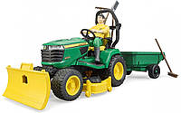 Игрушка Bruder Мини-трактор John Deere X949 с прицепом и фигуркой садовника (62104)