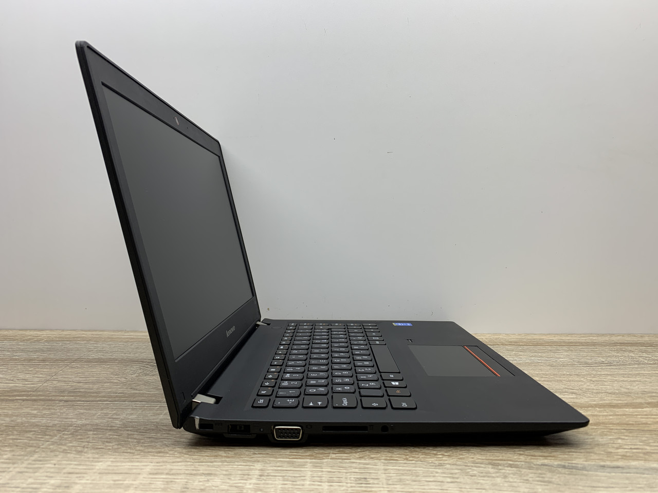 Ноутбук Б/У Lenovo E31-70 13.3 HD TN/i3-5005U 2(4)x2.00 GHz/RAM 8GB/SSD 240GB/АКБ 32Wh А - фото 6 - id-p1878313093