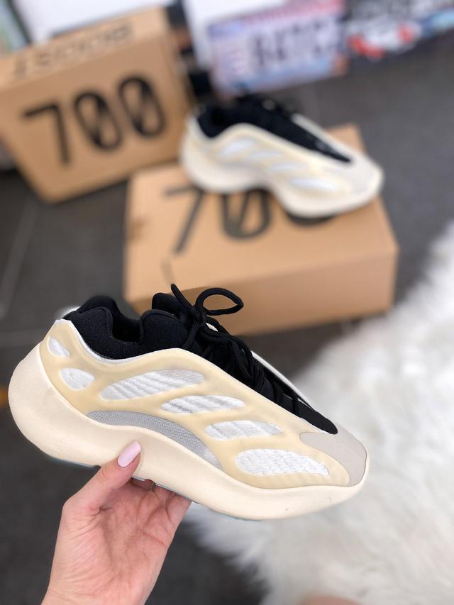 Dhgate yeezy 35 deals
