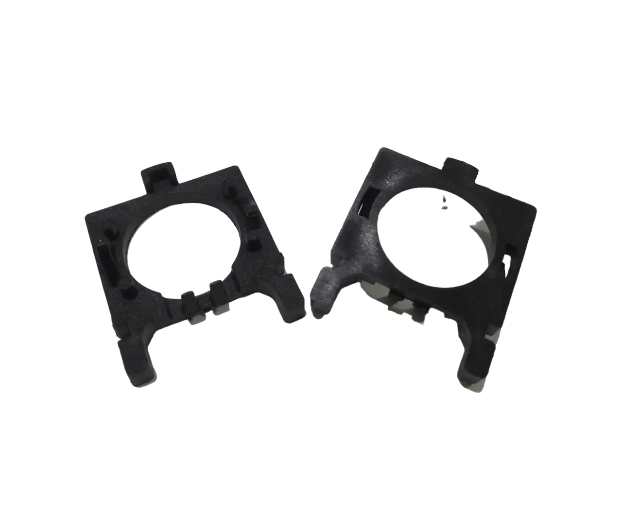 Перехідники пластикові адаптери H7 цоколь для LED та ксенону Ford Focus (150010)