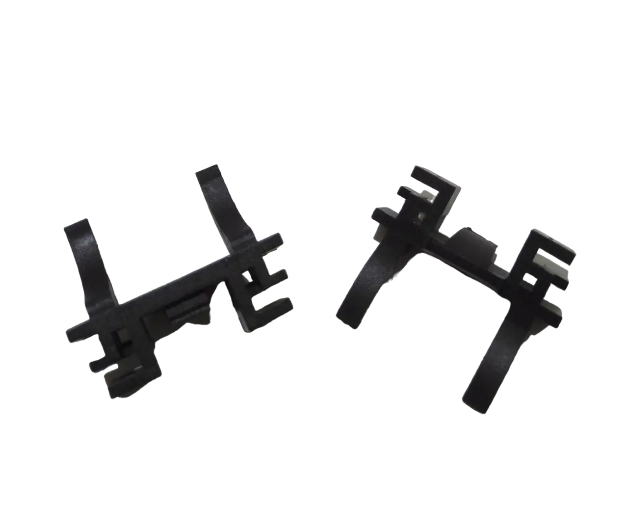 Перехідники пластикові адаптери H7 цоколь для LED та ксенону Skoda Karoq (150011), фото 1