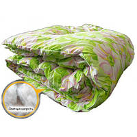 Одеяло из овечьей шерсти Евро размера Лери Макс белые цветы на салатовом фоне