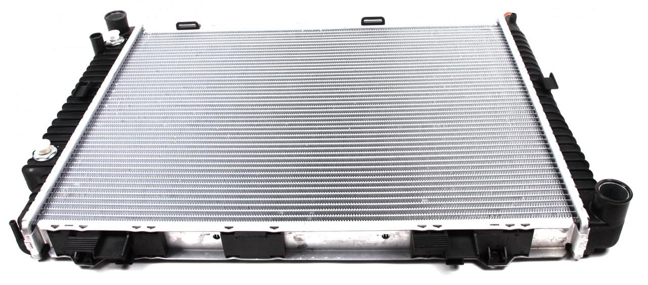Радіатор охолодження Mercedes Benz E-class W210 S210 95-03 58100