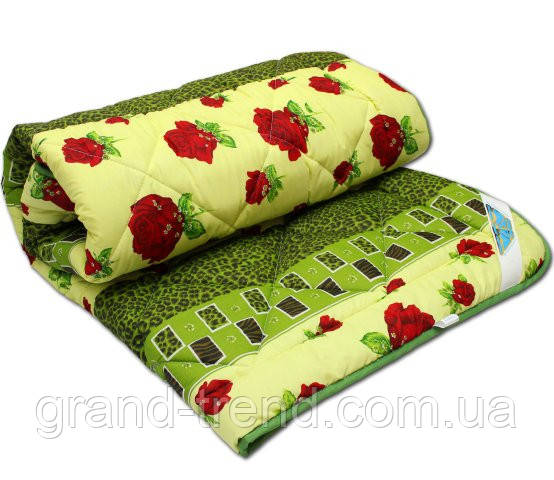 Двуспальное одеяло Лери Макс наполнитель двойной силикон - красные цветы на салатовом - фото 1 - id-p324717597