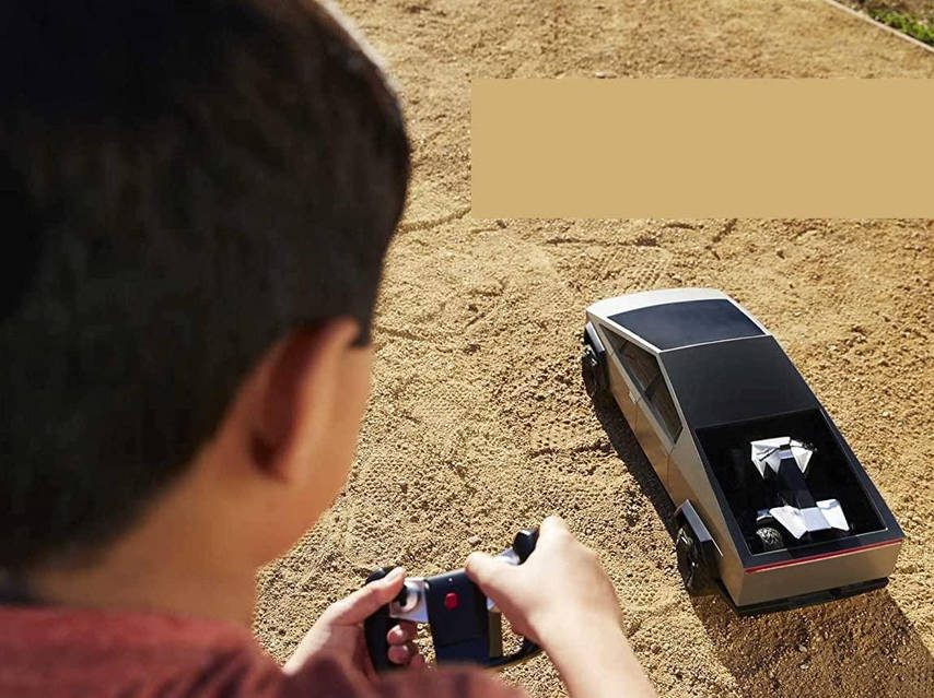 Машинка Хот Вилс Тесла Кибертрак 1:10 на Пульте Управления