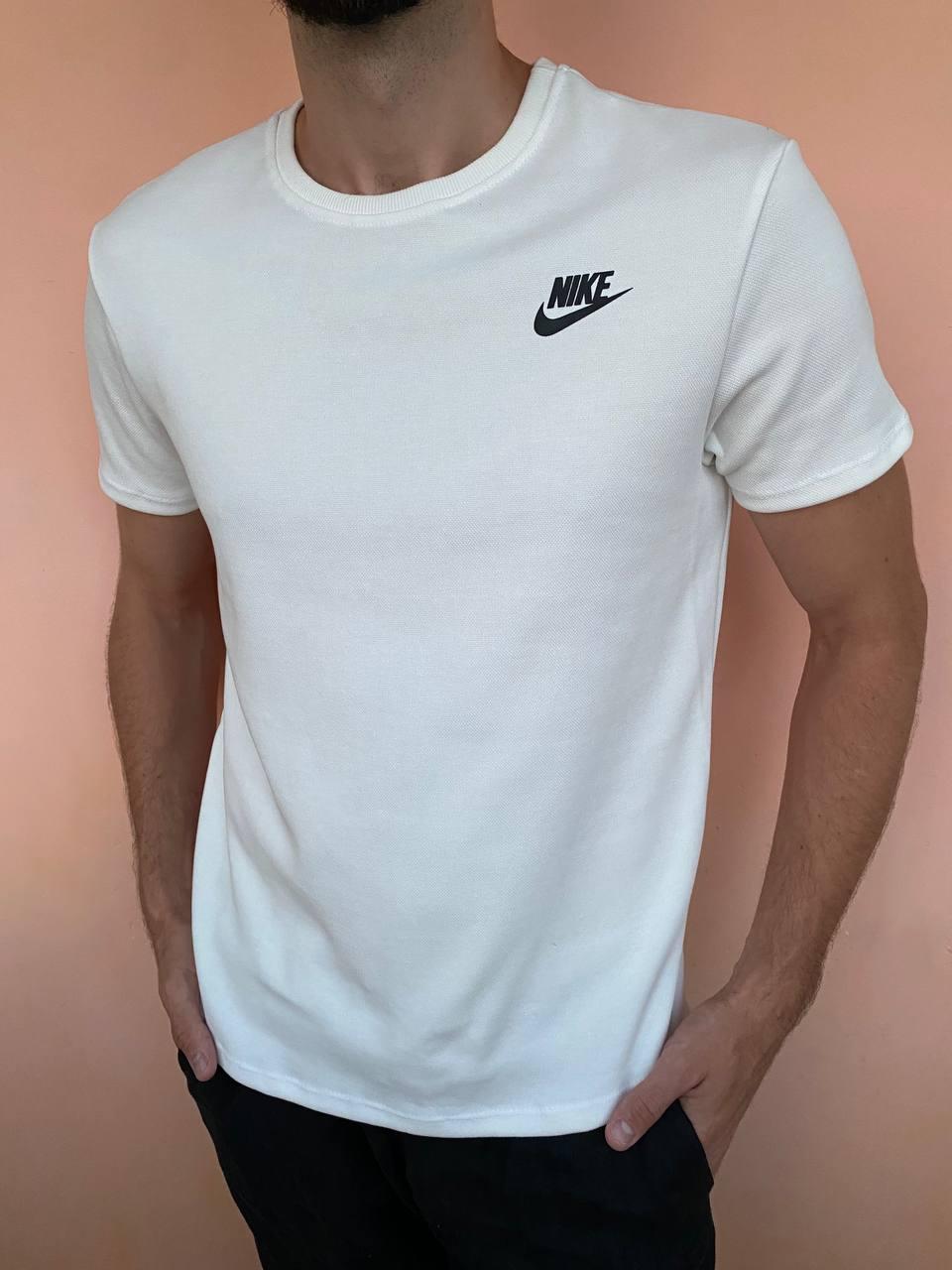 Чоловіча футболка Nike