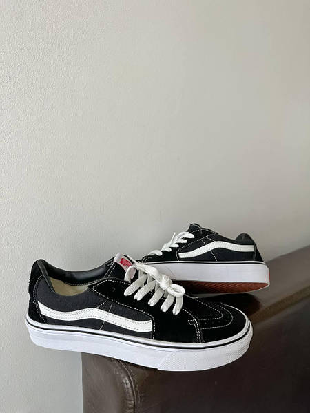 Gray classic vans deals