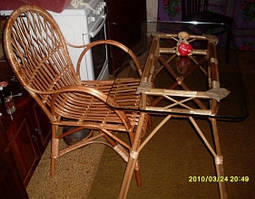 Меблі плетені зі стільцем